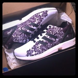 🎉flash sale🎉Adidas ZX Flux Sneakers