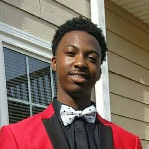 Meet your Posher, Aaron