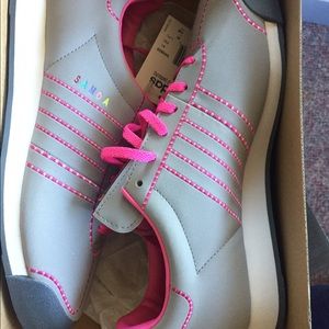 🎉Adidas!! Brand new🎉