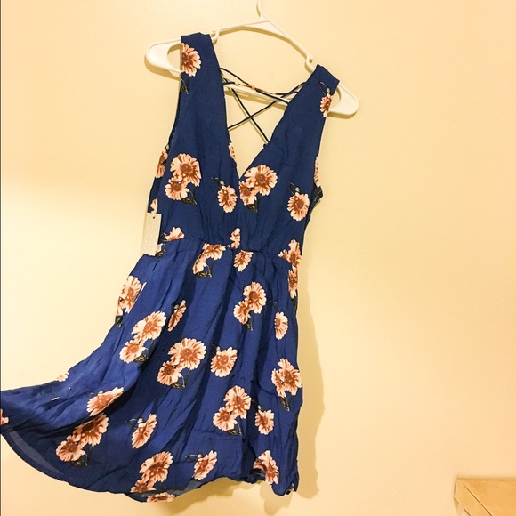 Floral Strappy Mini Dress - Picture 6 of 8