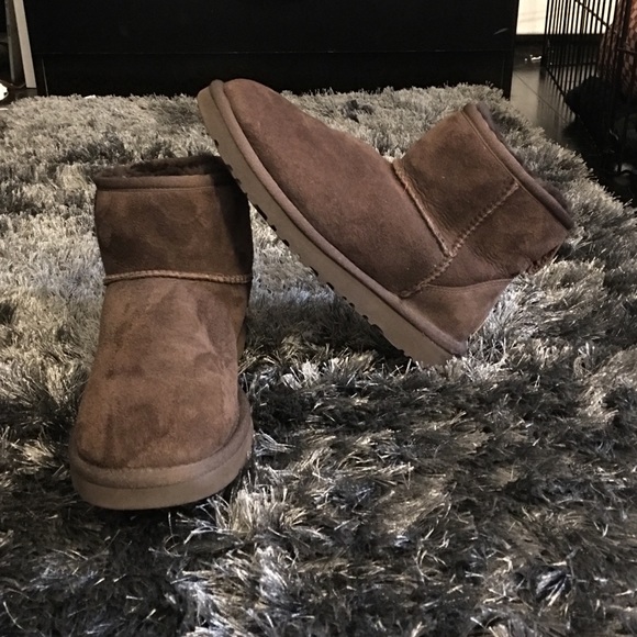 FALL IS COMING!!! Mini UGG Boots!!!!