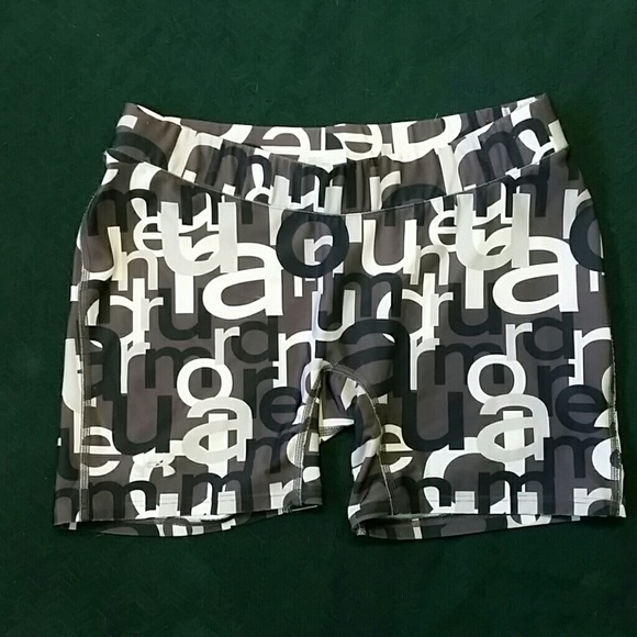 Under Armour Heat Gear Compression Shorts Size L