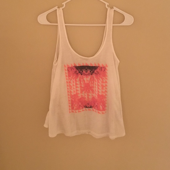 Scoop back loose tank top