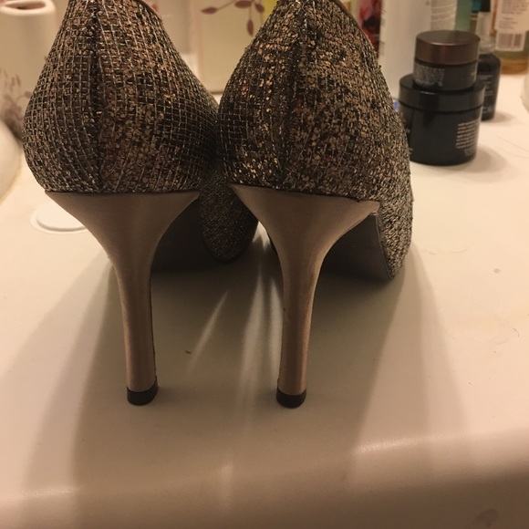 Shoes - Picture 2 of 3