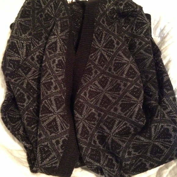 NWT sophisticated long sweater - Picture 2 of 3