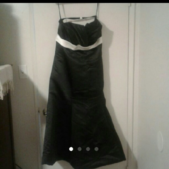 Custom made strapless prom/ bridesmaid dress