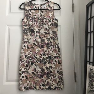 Ann Taylor Loft patterned shift dress