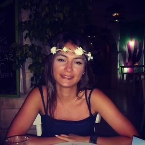 Meet your Posher, Ebru