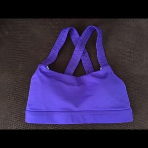 Lululemon sports bra