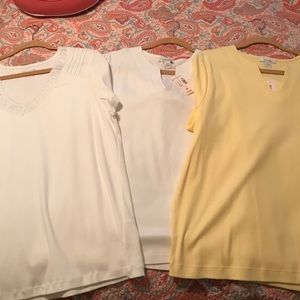 All 3 shirts 2 white and 1 yellow Size 2x 18-20.