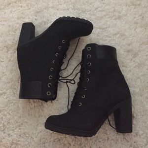 Brand NWT Timberland Ankle Boots size 6