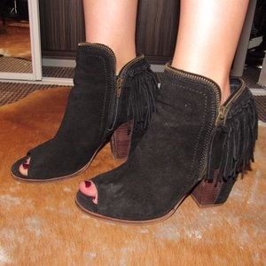 Dolce Vita Booties