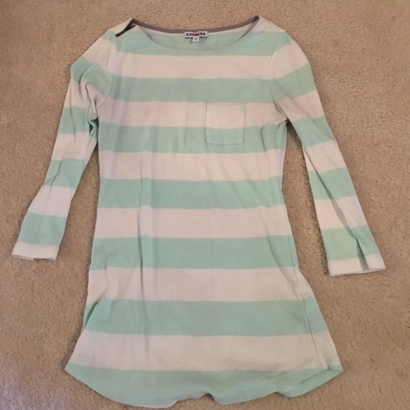 Express quarter sleeve shirt