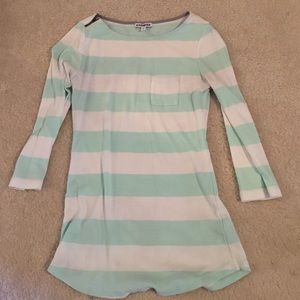 Express quarter sleeve shirt