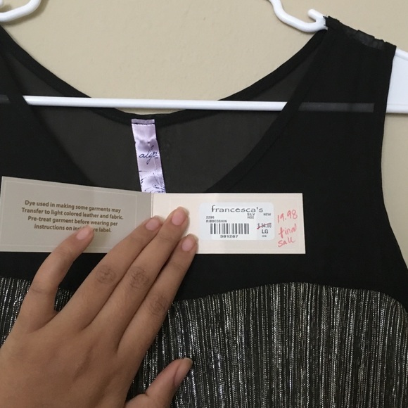 PRICE DROP NWTFrancesca's Gold & Silver Blouse - Picture 2 of 4