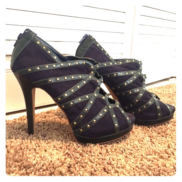 Sexy studded stilettos
