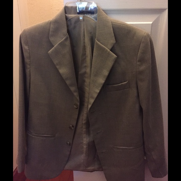 Van Huesen Suit