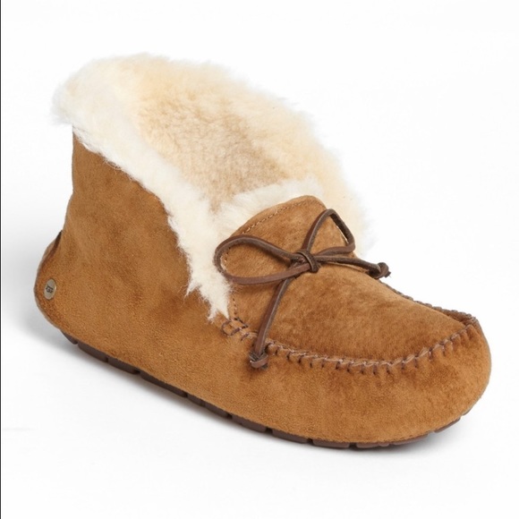 ugg alena size 9 ugg alena size 9
