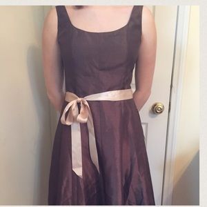 OUTLANDER Gorgeously satin party dress