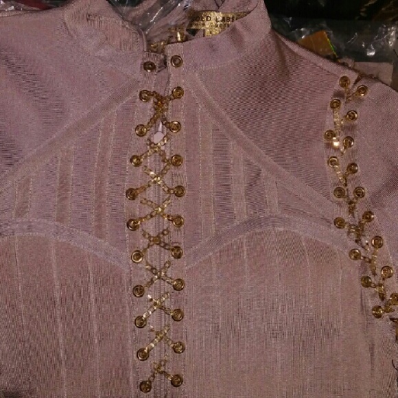 Chain Lace-Up Bodysuit - Picture 4 of 4