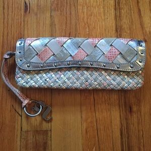 ⚡️G Series (Cole Haan) clutch