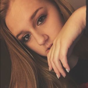 Meet your Posher, Marissa