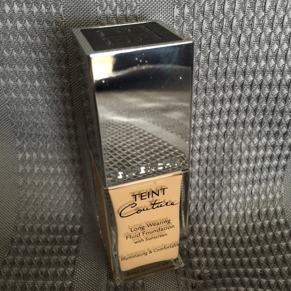 Givenchy Teint Couture #6 elegant gold