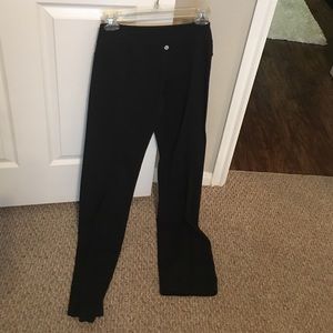 Lululemon yoga pants