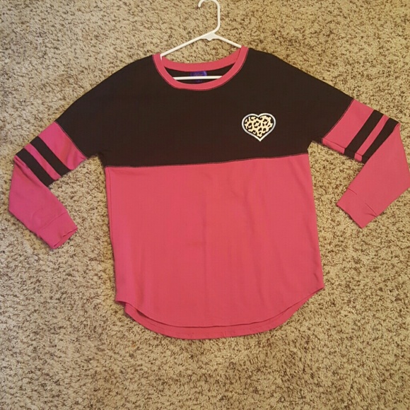 Long-sleeved