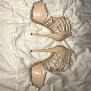 Steve Madden Nude Forrgo Heels