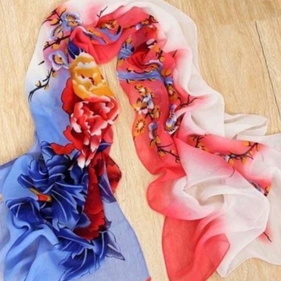 Scarf - Picture 2 of 3