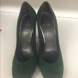 Gorgeous suede Stuart Weitzman pumps