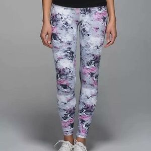 Lululemon Floral Wunder Unders