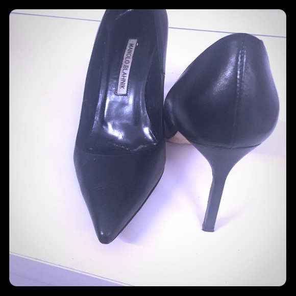 Black leather Manolo Blahnik pumps