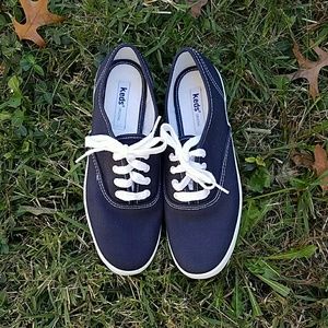 Navy Keds