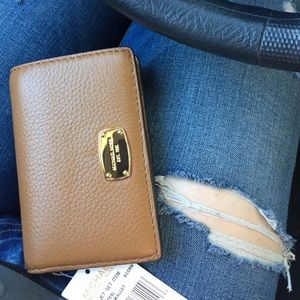 Michael kors wallet
