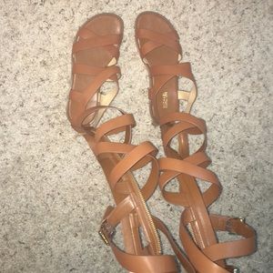 Michael kors Darby sandals never worn