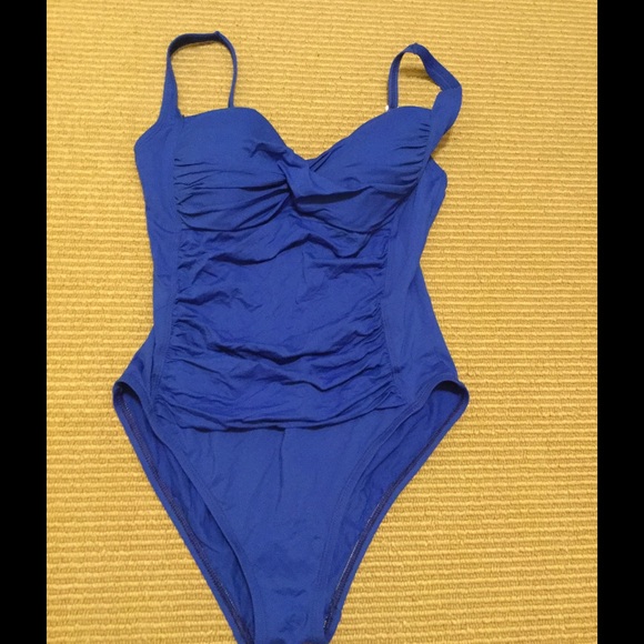 la blanca bathing suit