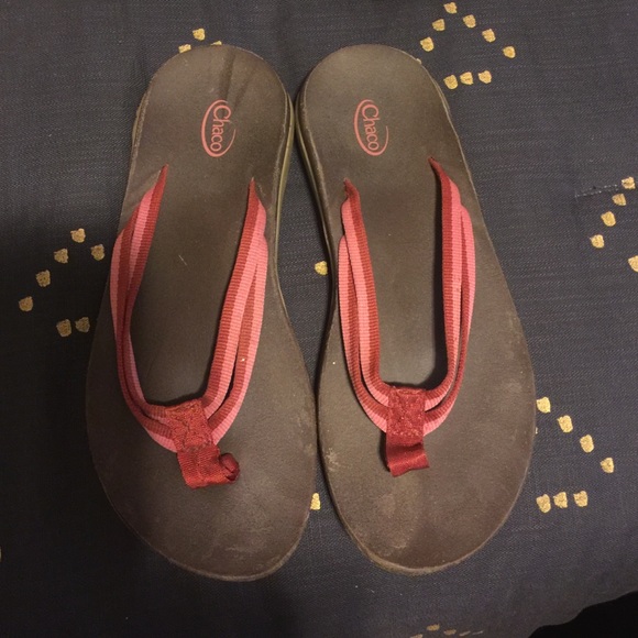 Chaco flip flops