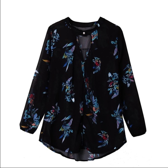 floral blouse Last one - Picture 2 of 4