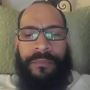 Meet your Posher, Amauris