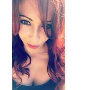 Meet your Posher, Alyssa