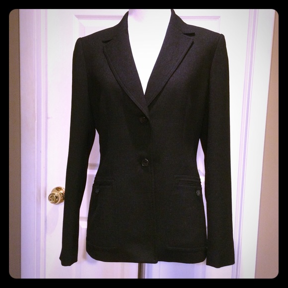 Black Tahari blazer.