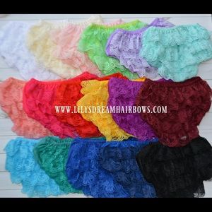 Lace bloomer, diaper cover