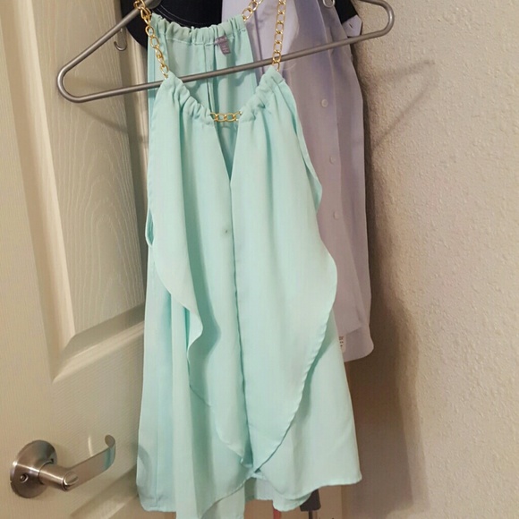 Gold chain aqua blouse