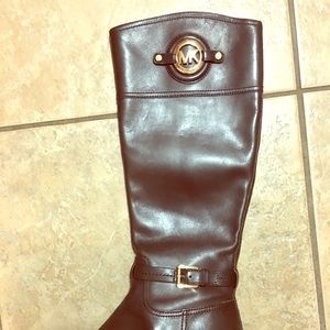 Michael Kors brown boots NWOB.