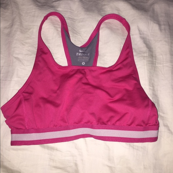 nike sports bra