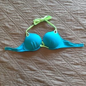 Victoria's Secret Push-up Bikini Top 👙👙