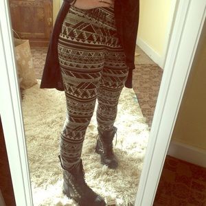 Pink Aztec Print Cotton Legging