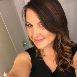 Meet your Posher, Andrea